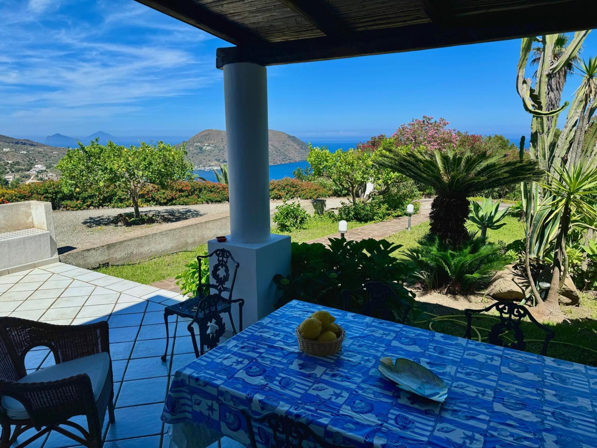 Villa 'A Pisa Lipari  Exterior photo