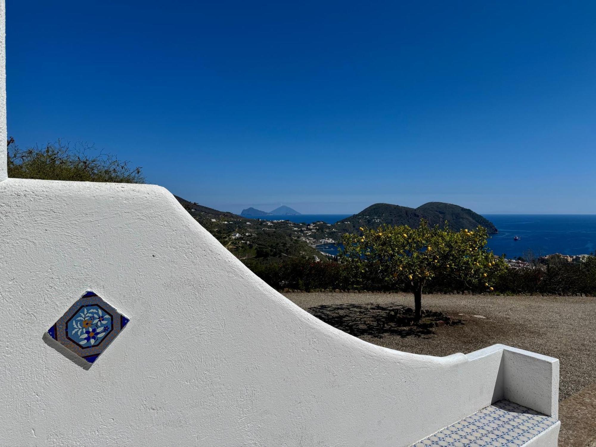 Villa 'A Pisa Lipari  Exterior photo