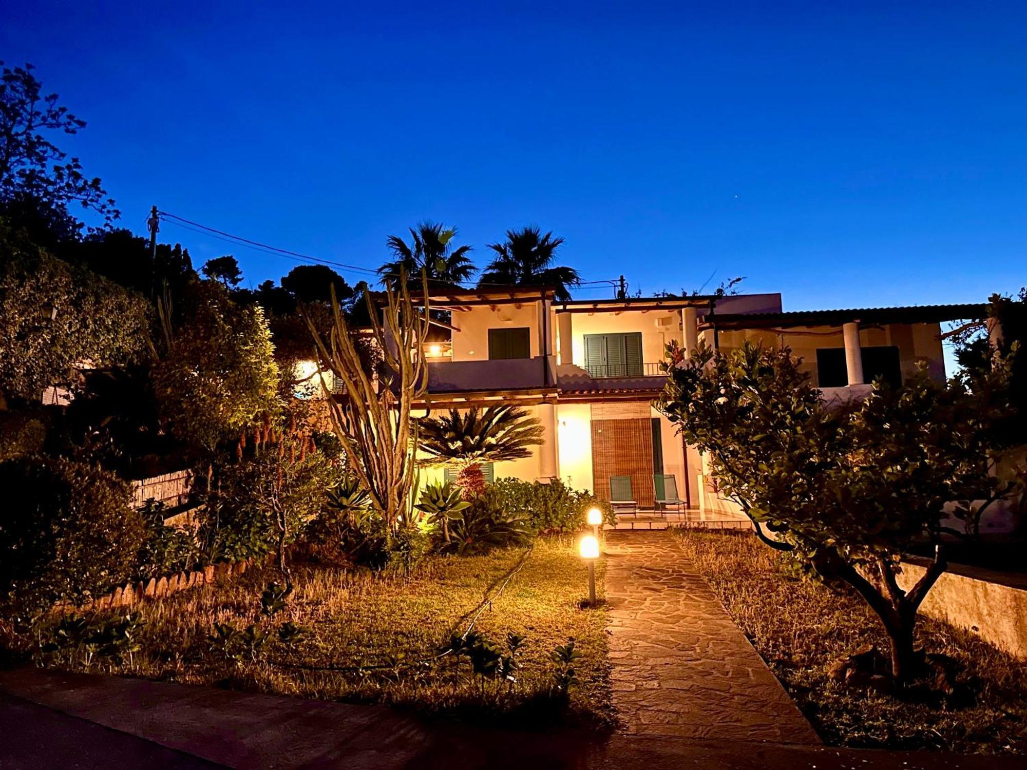 Villa 'A Pisa Lipari  Exterior photo